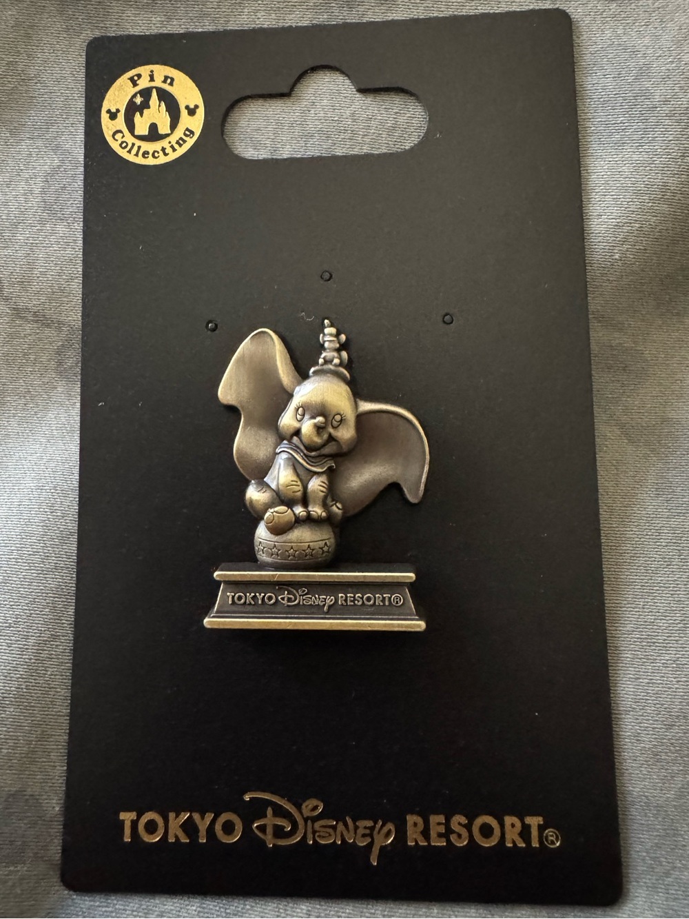 Tokyo Disney Dumbo statue pin